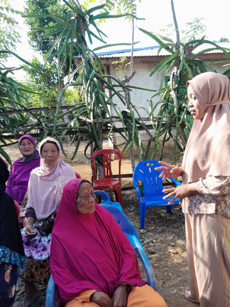 PKK dan Kader Desa Lubuk Sirih Ulu undang tim Pusyandu dari Puskesmas